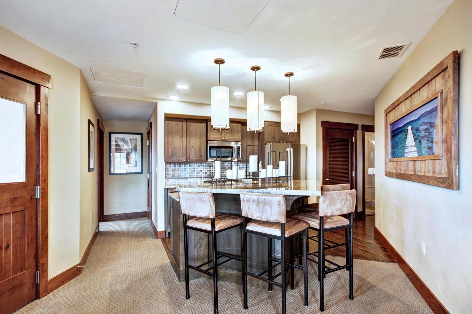 One Ski Hill, A Rockresort Breckenridge Room photo