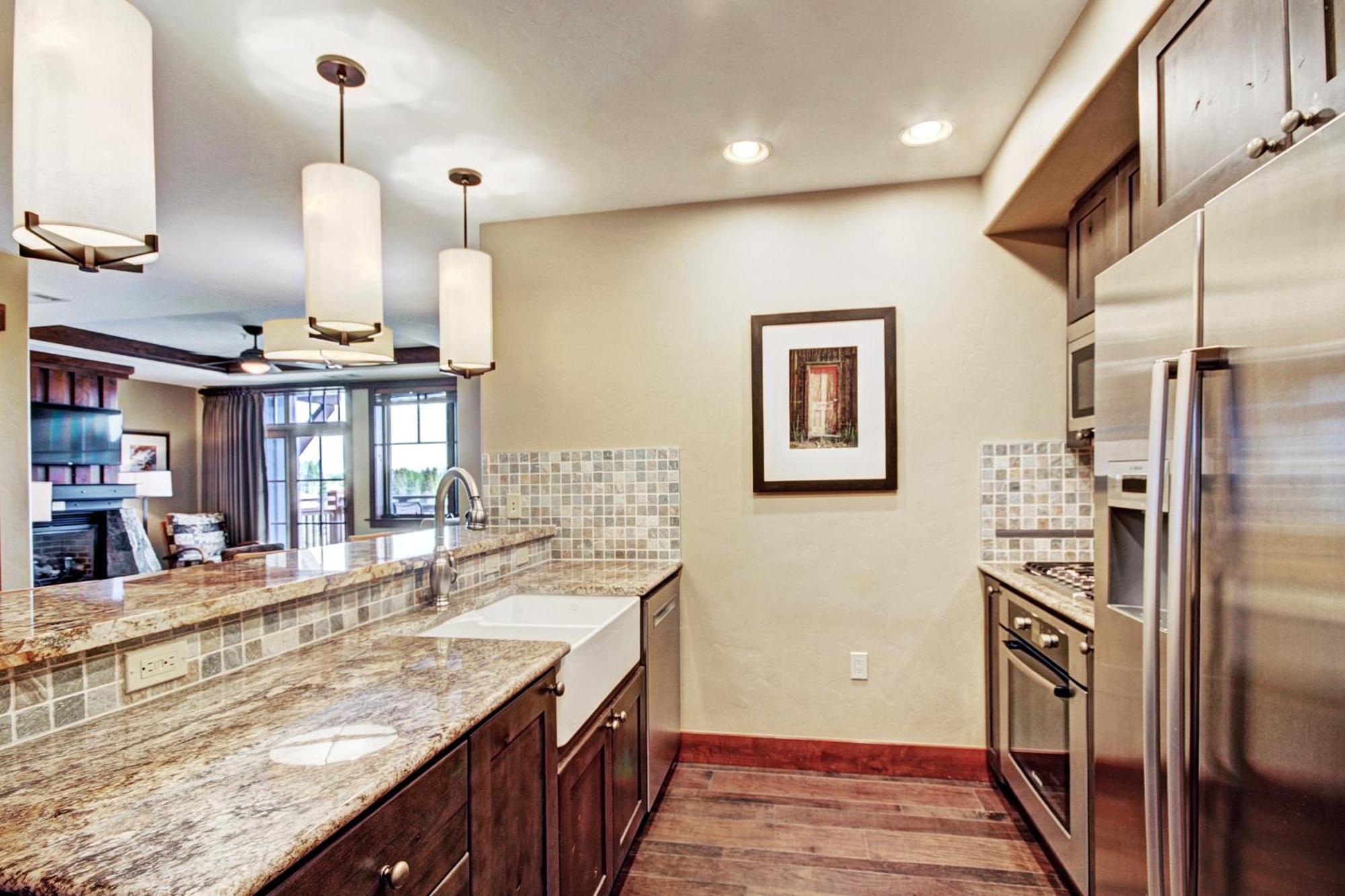 One Ski Hill, A Rockresort Breckenridge Room photo