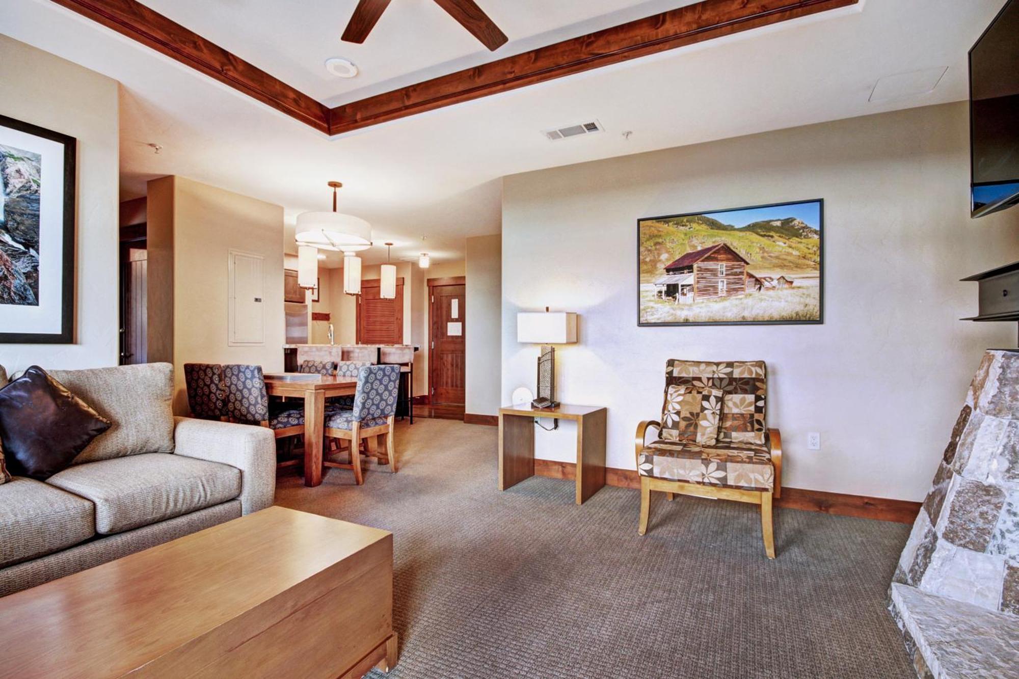 One Ski Hill, A Rockresort Breckenridge Room photo